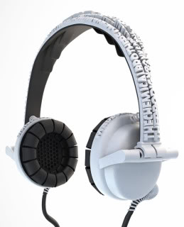Piquing Our Geek: Custom Headphones for Lyric Freaks