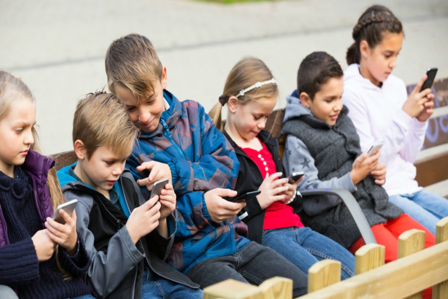 25 things kids should know before they get a smartphone