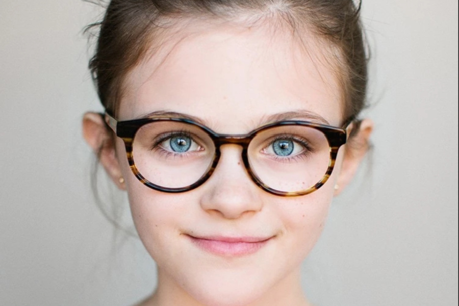 Online learning this fall? Check out these 5 cool blue light glasses brands for kids