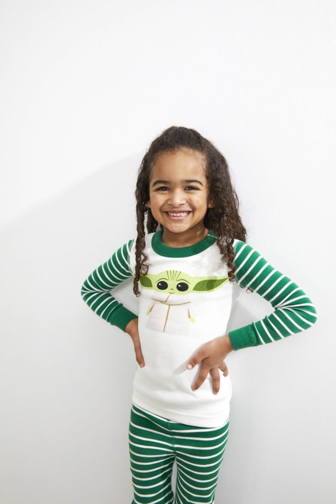 We can't seem to pick a favorite style for these Baby Yoda pajamas from Hanna Andersson. 