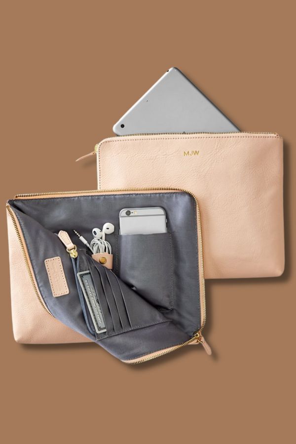 Mother's Day tech gifts: A tech organizer from Mark and Graham that's smart and sophisticated | Cool Mom Tech