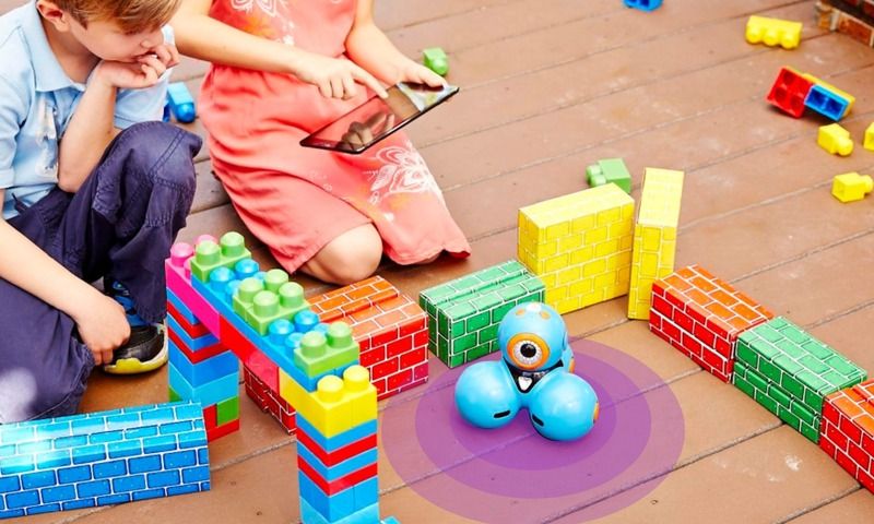 Tech toys and gifts for kids: Wonder Workshop
